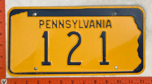 Undated Pennsylvania #121 Passenger License Plate