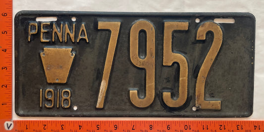 1918 Pennsylvania #7952 Passenger License Plate