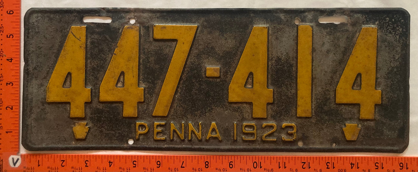 1923 Pennsylvania #447-414 Passenger License Plate