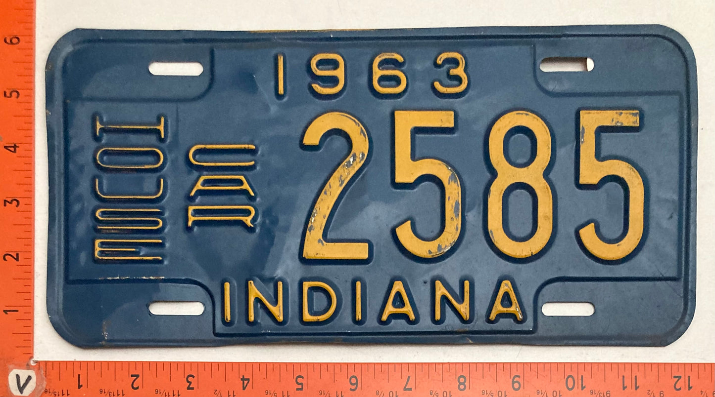 1963 Indiana #2585 House Car License Plate