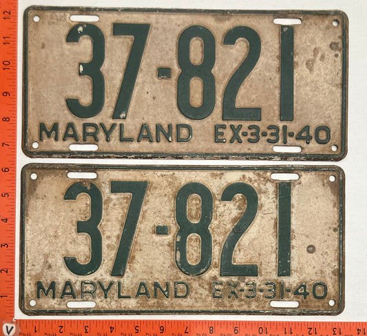 1940 Maryland #37-821 Passenger License Plate PAIR