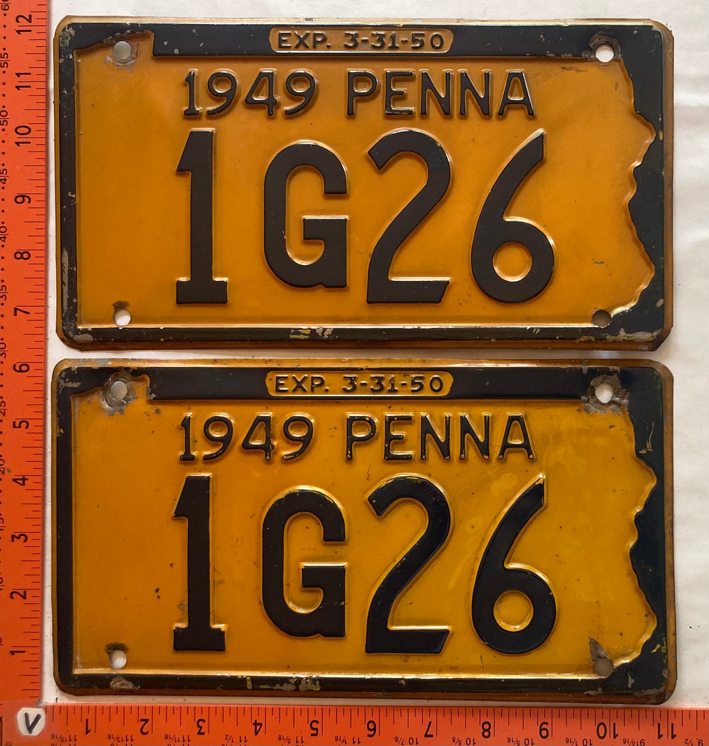 1949 Pennsylvania #1G26 Passenger License Plate (Pair)