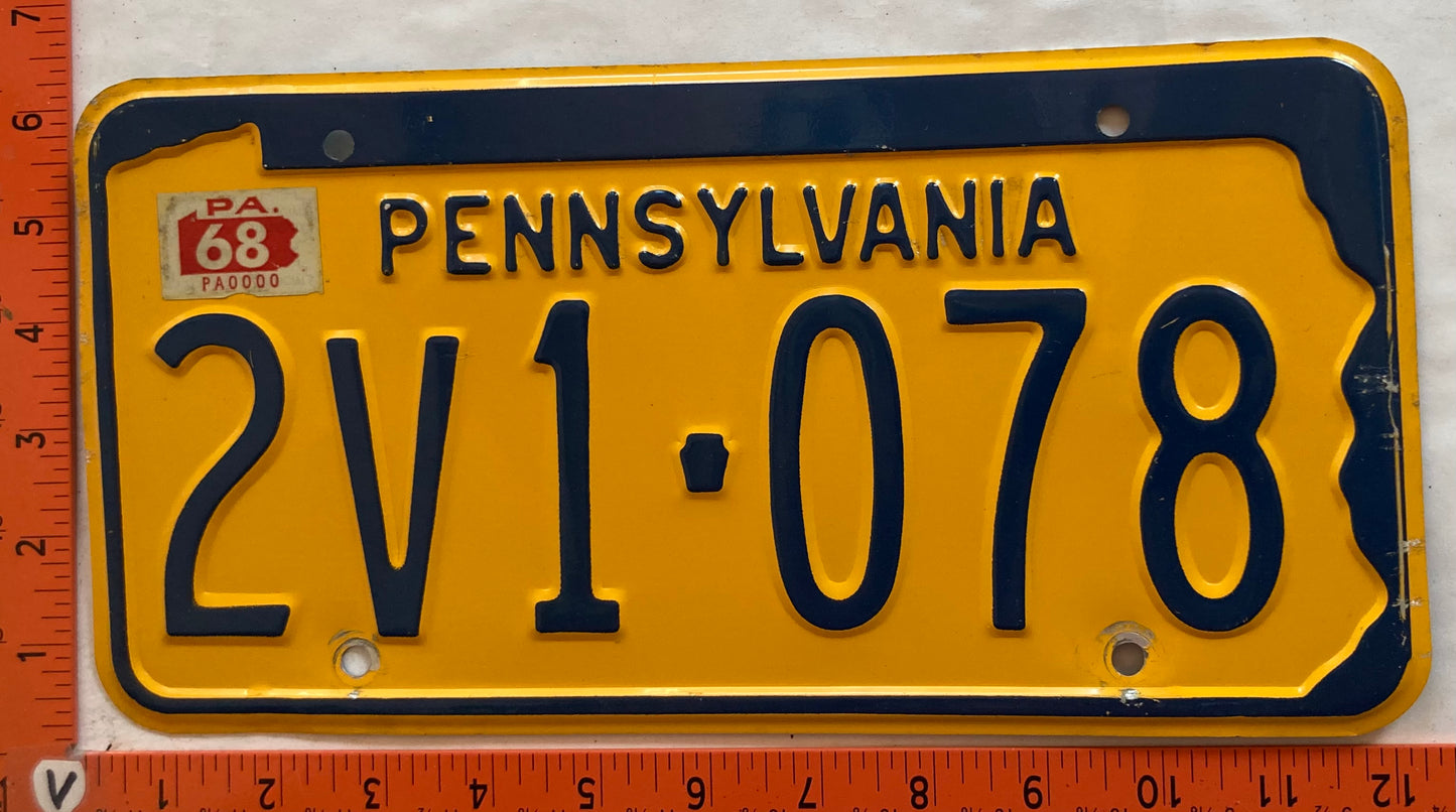 1968 Pennsylvania #2V1-078 Passenger License Plate
