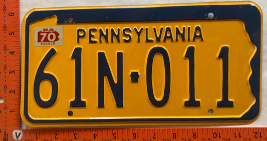 1970 Pennsylvania #61N-011 Passenger License Plate