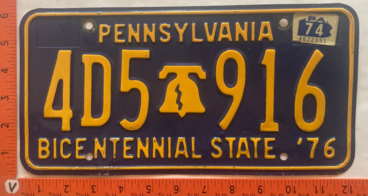 1974 Pennsylvania #4D5 916 Passenger License Plate