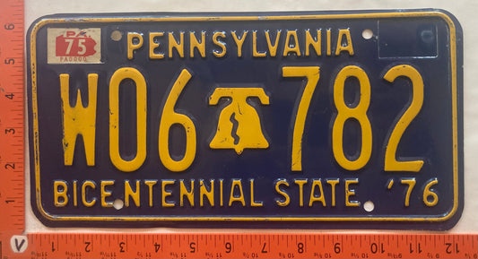 1975 Pennsylvania #W06 782 Passenger License Plate