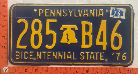 1976 Pennsylvania #285 B46 Passenger License Plate