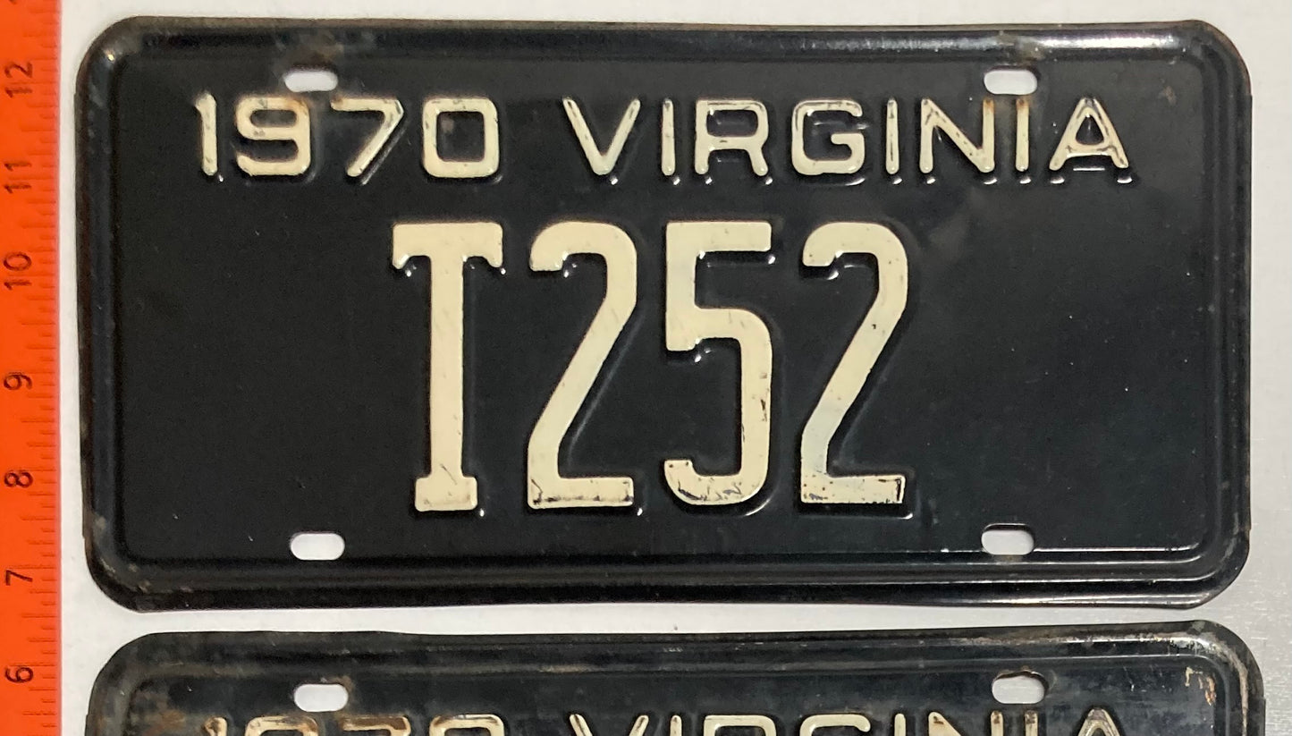1970 Virginia #T252 Truck License Plate (Pair)