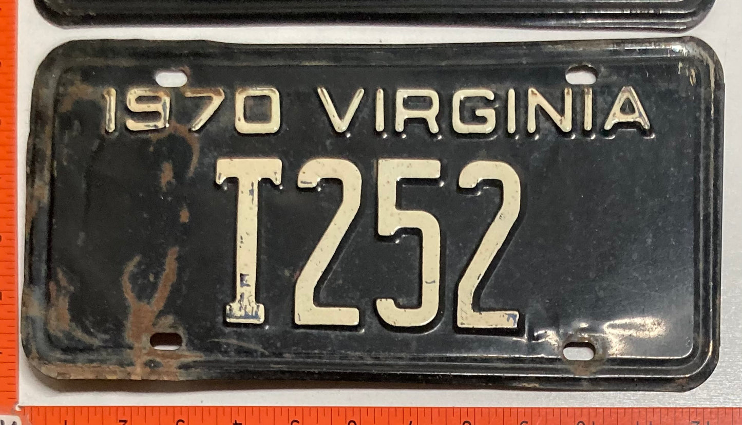 1970 Virginia #T252 Truck License Plate (Pair)