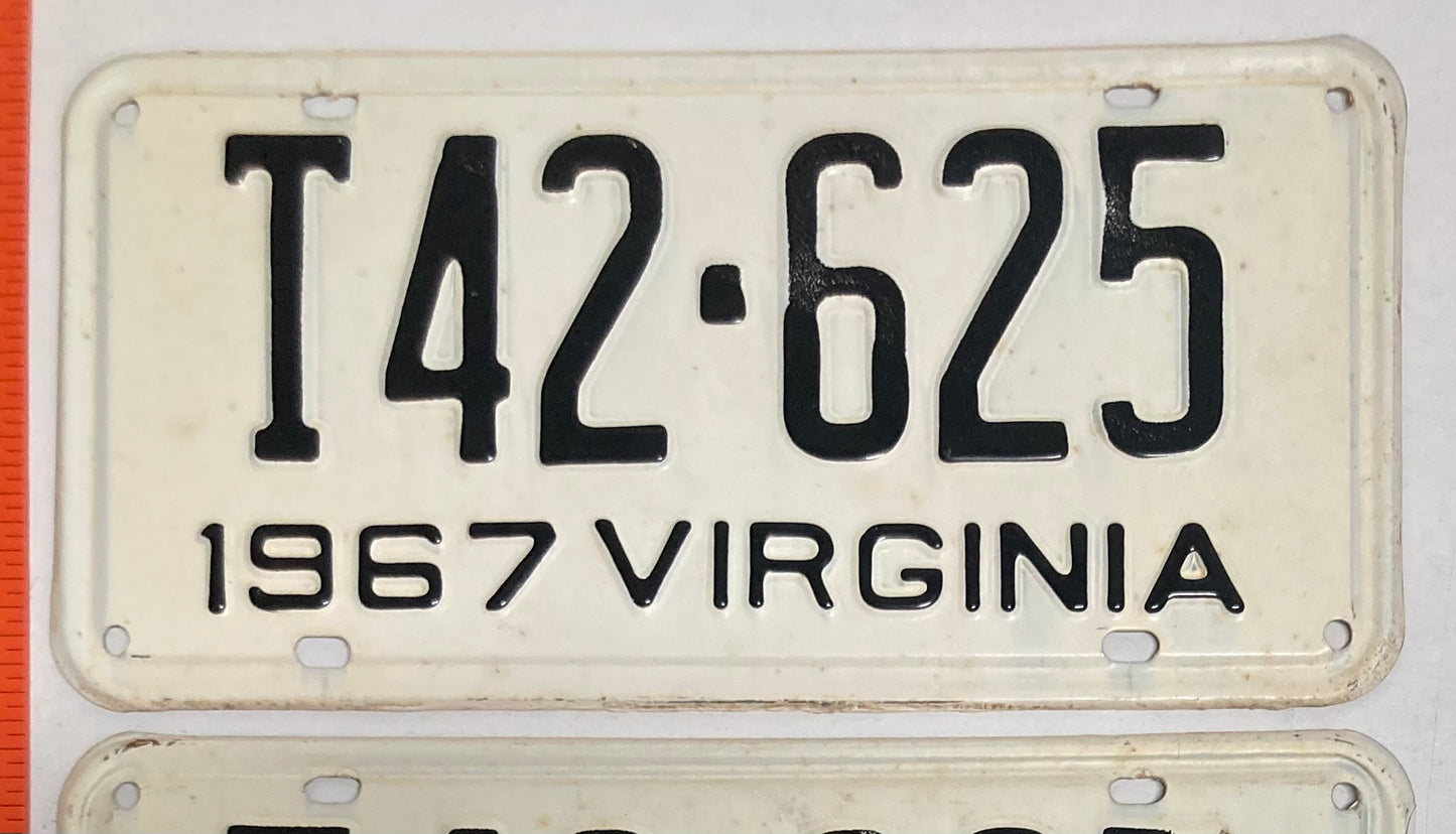 1967 Virginia #T42-625 Truck License Plate (Pair)