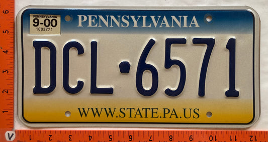 2000 Pennsylvania #DCL 6571 Passenger License Plate