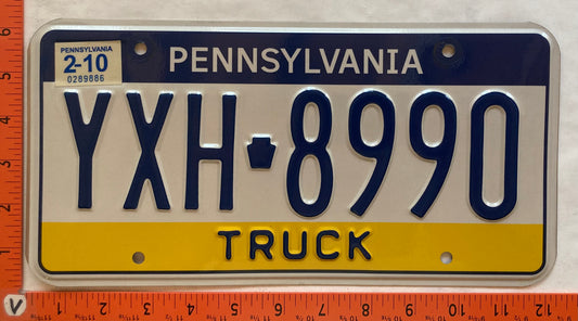 2010 Pennsylvania #YXH 8990 Truck License Plate