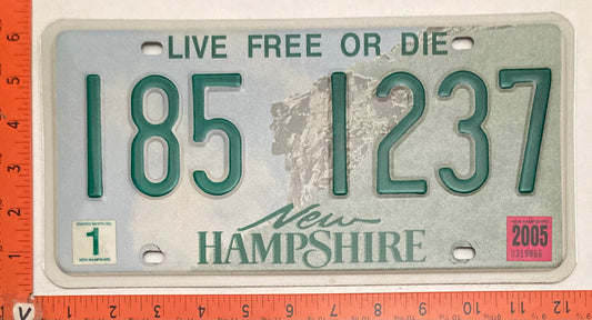 2005 New Hampshire #185 1237 Passenger License Plate