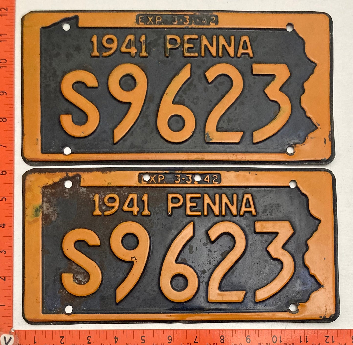 1941 Pennsylvania #S9623 Passenger License Plate (Pair)