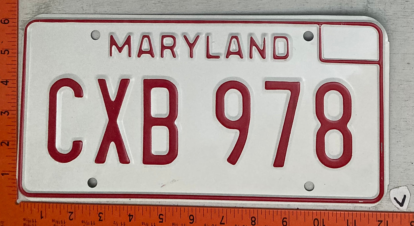 1976 Maryland #CXB 978 Passenger License Plate