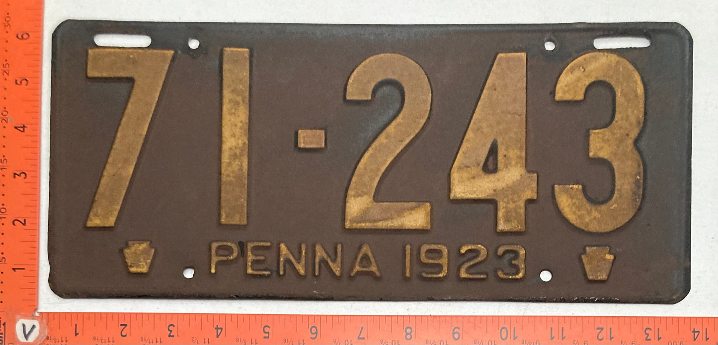 1923 Pennsylvania #198-263 Passenger License Plate