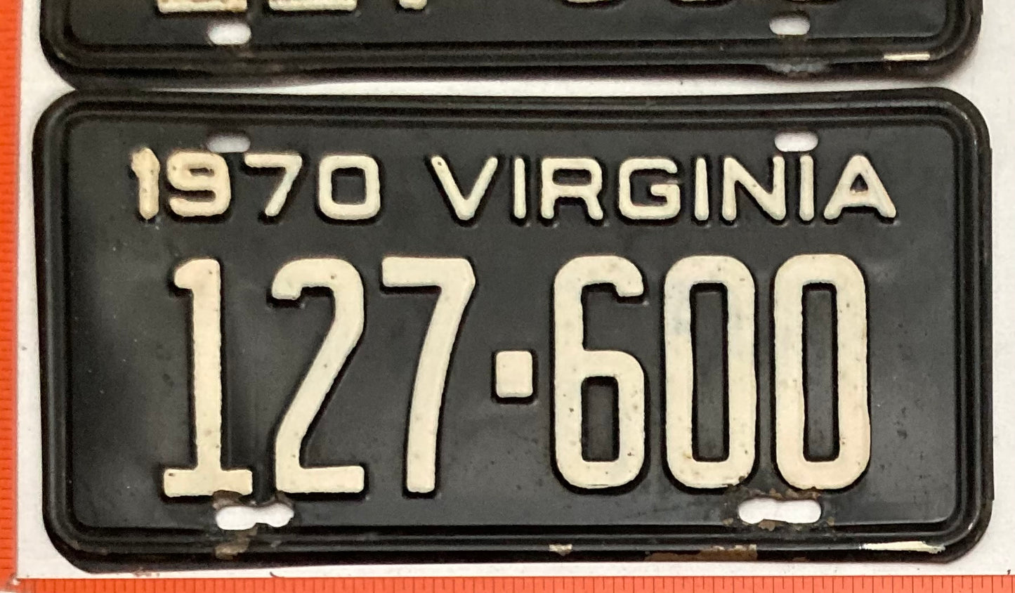 1970 Virginia #127-600 Passenger License Plate PAIR