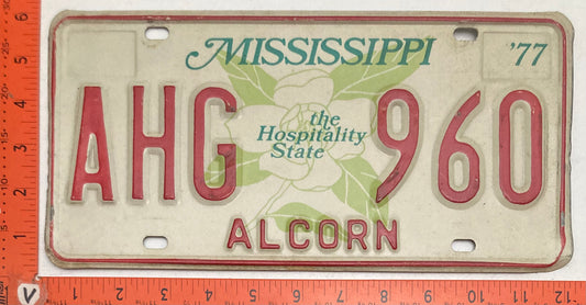 1977 Mississippi #AHG 960 Passenger License Plate