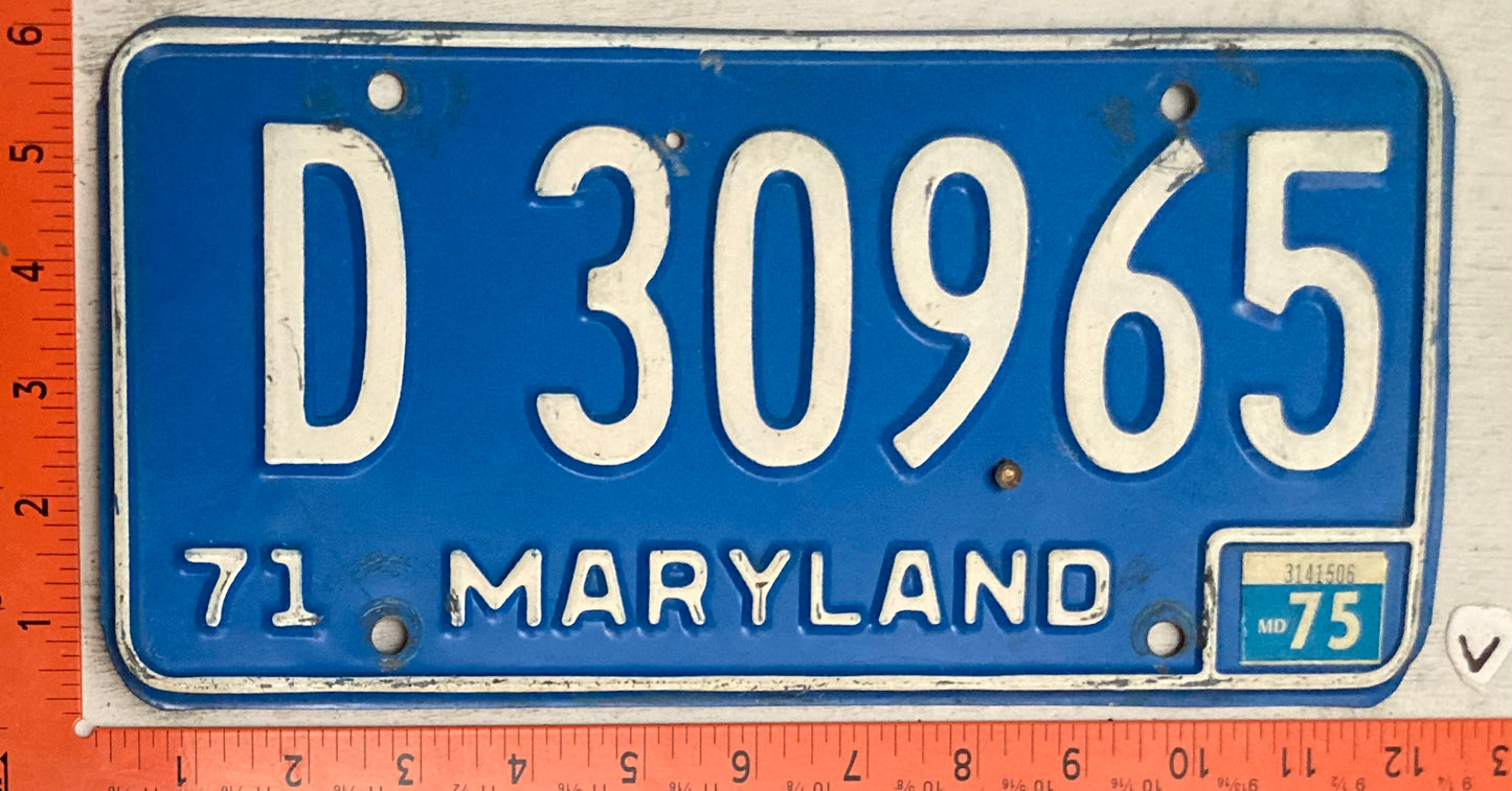 1975 Maryland #D 30965 Dealer License Plate