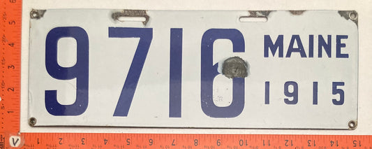 1915 Maine #9716 Passenger License Plate (Porcelain)
