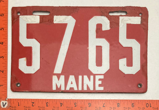 1910 Maine #5765 Passenger License Plate (Porcelain)