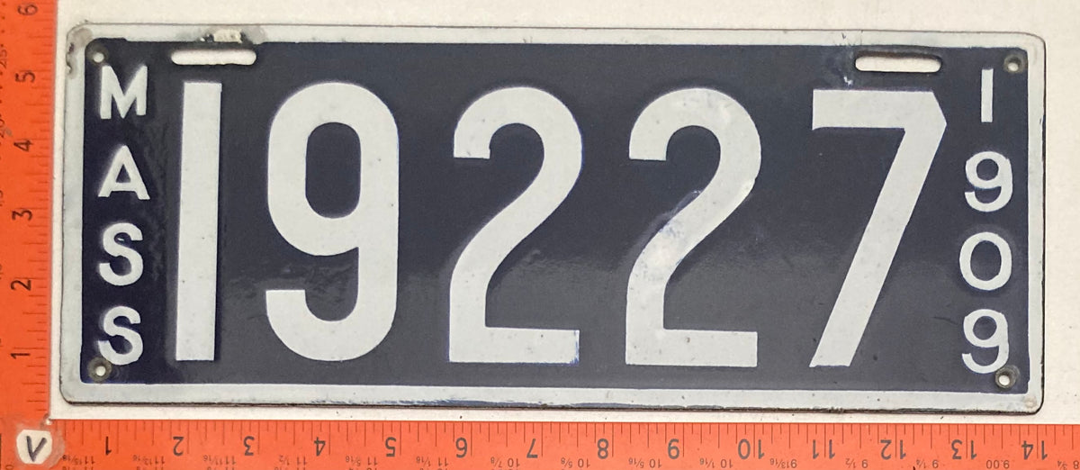 1909 Massachusetts #19227 Passenger License Plate