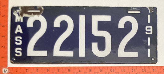 1911 Massachusetts #22152 Passenger License Plate