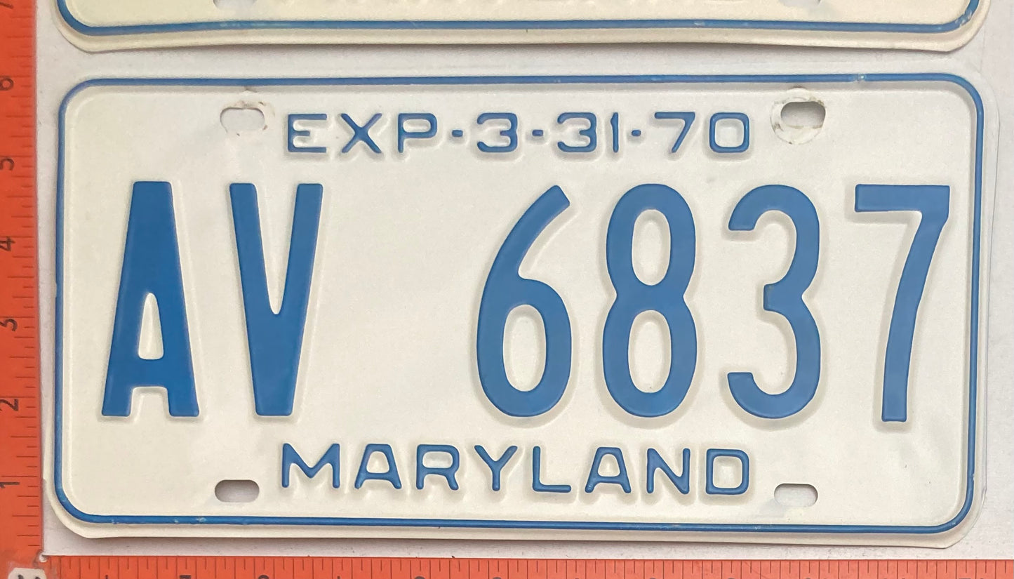 1970 Maryland #AV 6837 Passenger License Plate PAIR