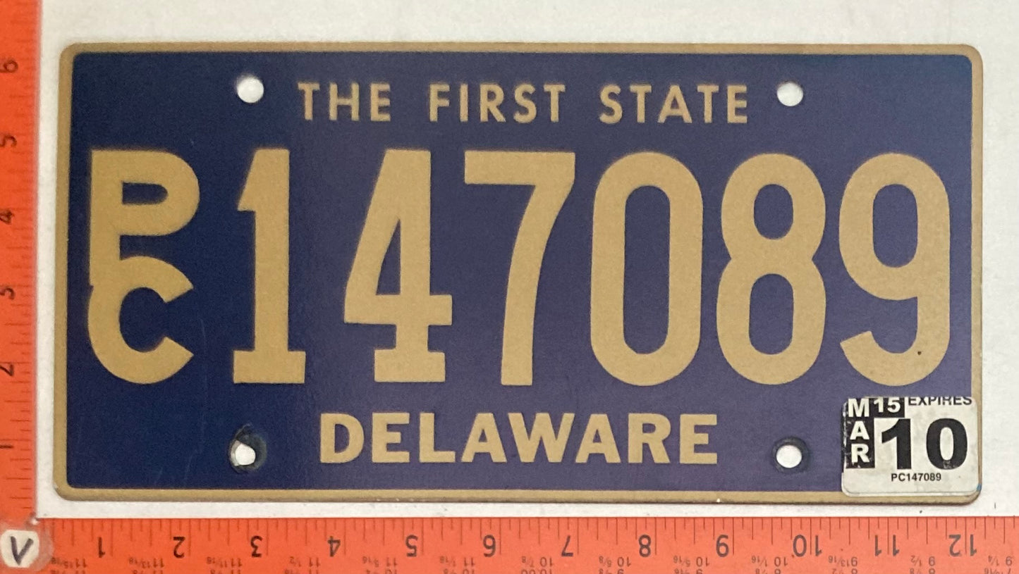 2010 Delaware #P/C147089 Passenger/Commercial License Plate