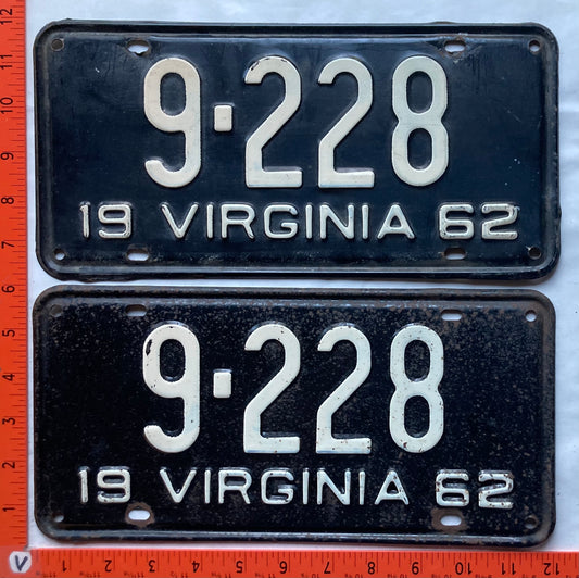 1962 Virginia #9-228 Passenger License Plate (Pair)