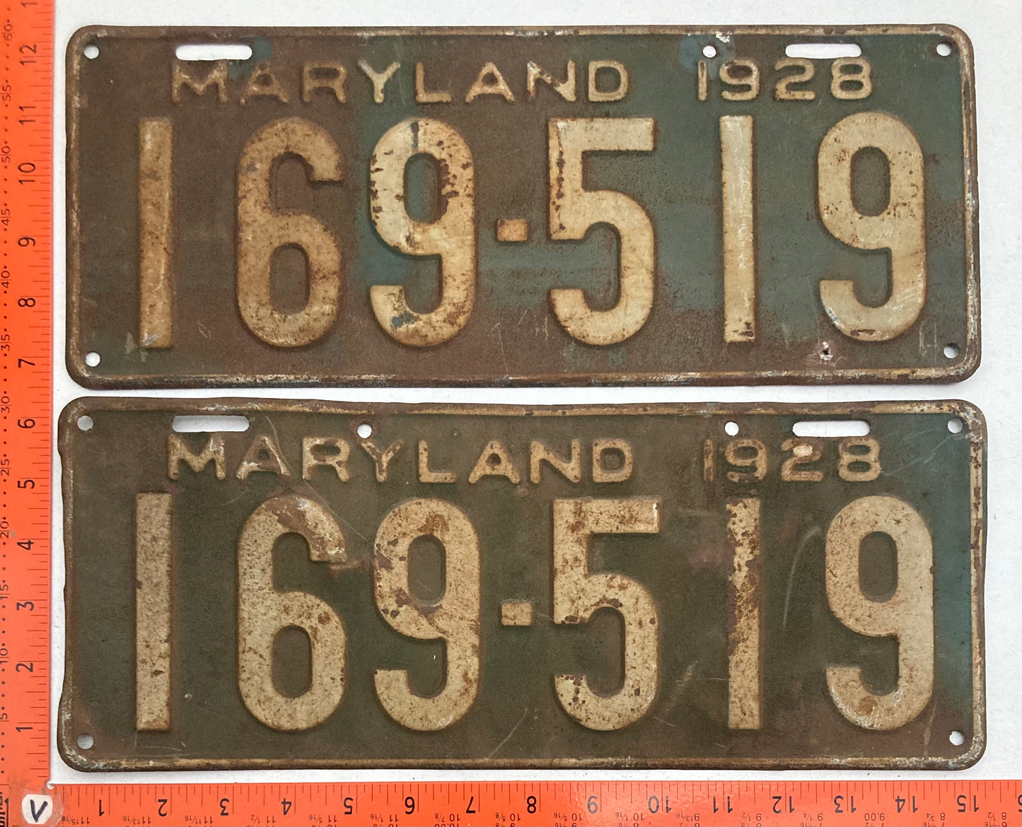 1928 Maryland #169-519 Passenger License Plate PAIR