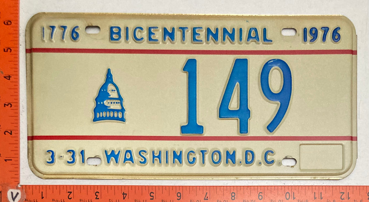 1975 Washington, DC #149 Passenger License Plate