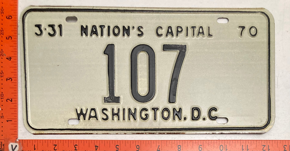 1970 Washington, DC #107 Passenger License Plate