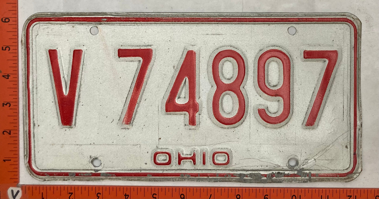 1976 Ohio #V 74897 Passenger License Plate