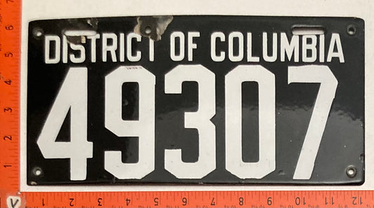 1916 Washington, DC #49307 Passenger License Plate (Porcelain)