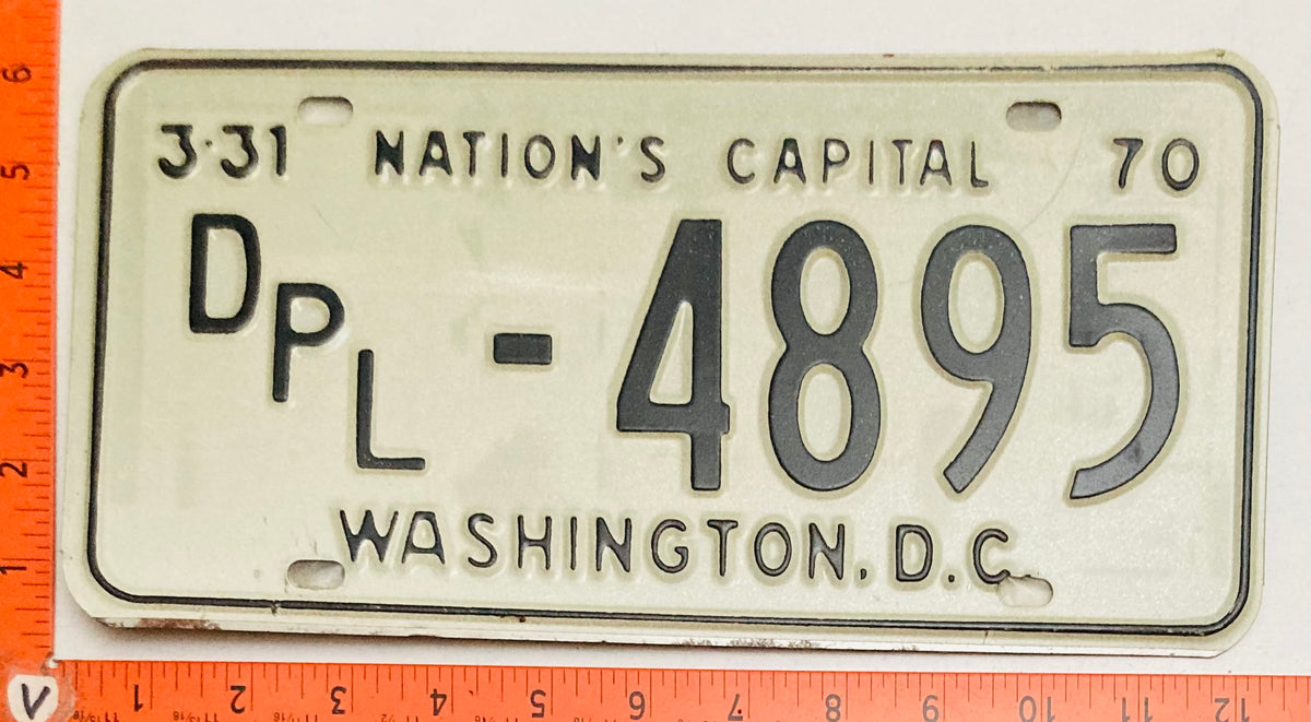 1970 Washington, DC #DPL-4895 Diplomat License Plate