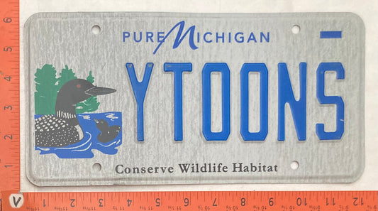 Undated Michigan #YTOONS Passenger License Plate (Vanity)
