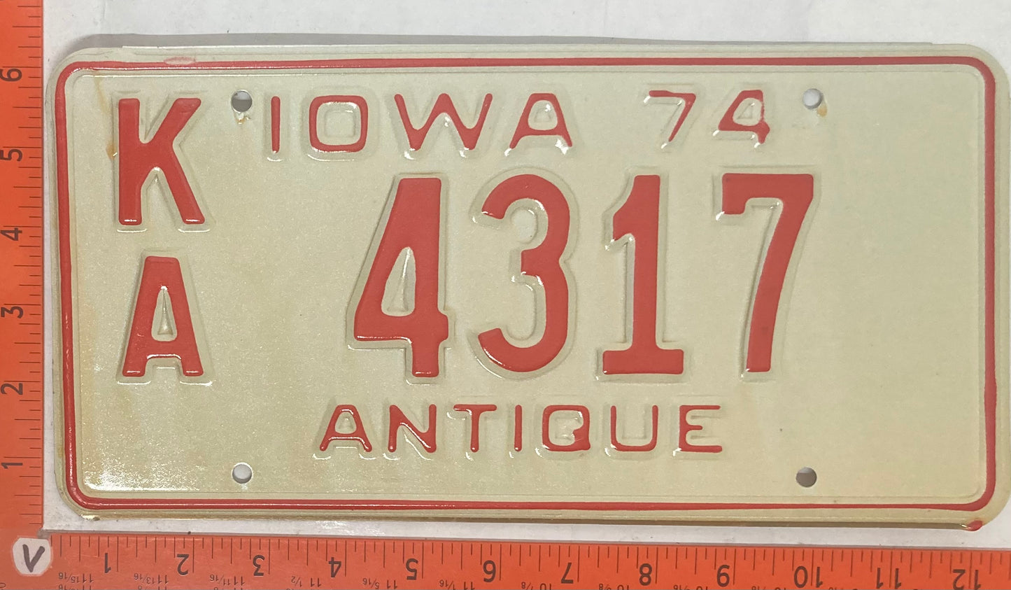 1974 Iowa #K/A 4317 Passenger License Plate (Antique Auto)