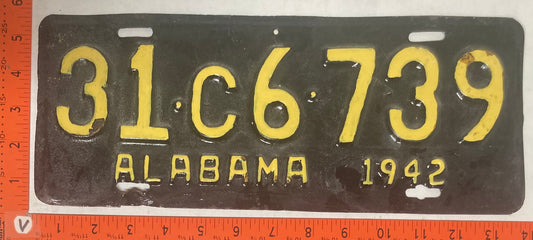 1942 Alabama #31C6739 Passenger License Plate (Repainted)