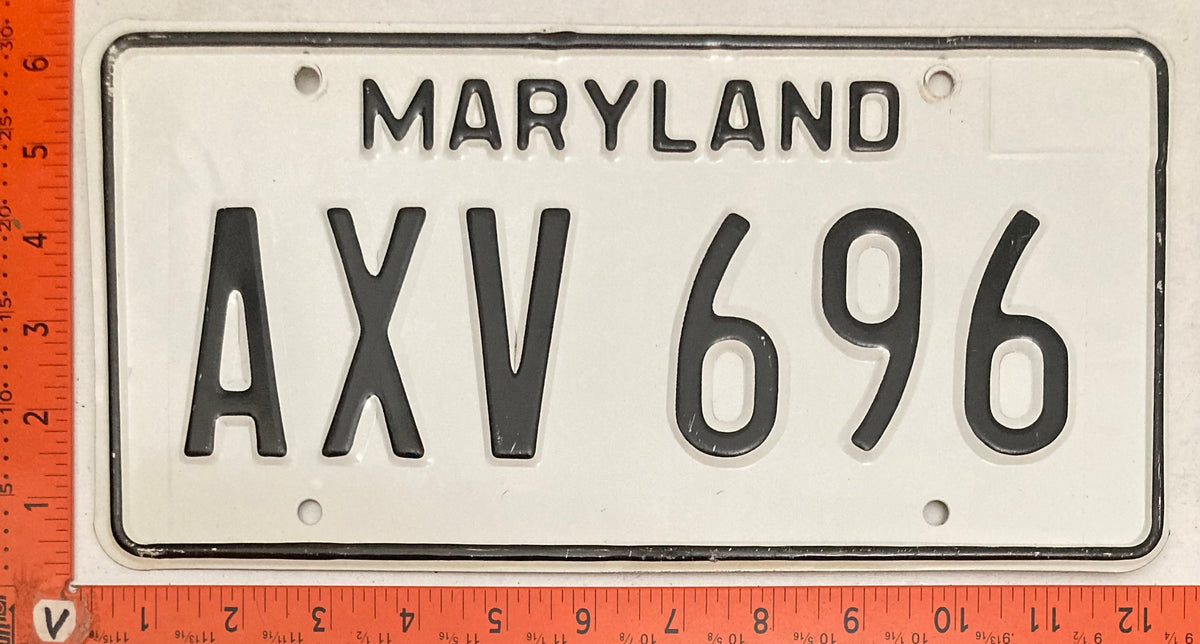 1981 Maryland #AXV 696 Passenger License Plate