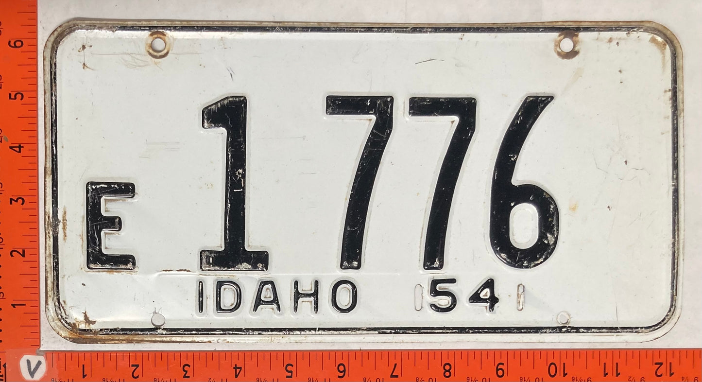 1954 Idaho #E 1 776 Passenger License Plate