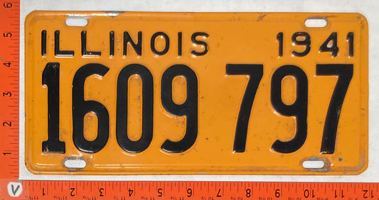 1941 Illinois #1609 797 Passenger License Plate