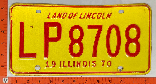 1970 Illinois #LP8708 Passenger License Plate