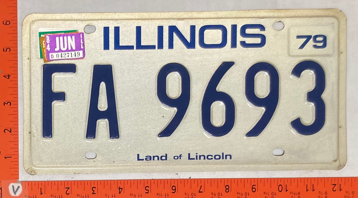 1984 Illinois #FA 9693 Passenger License Plate