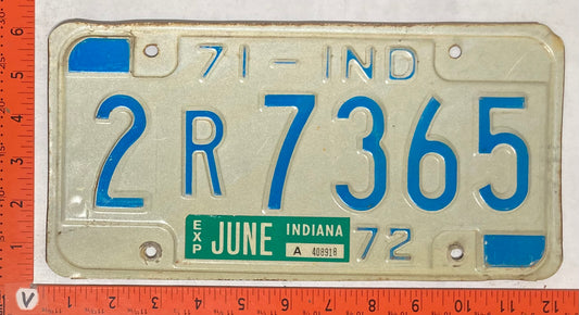1972 Indiana #2R7365 Passenger License Plate