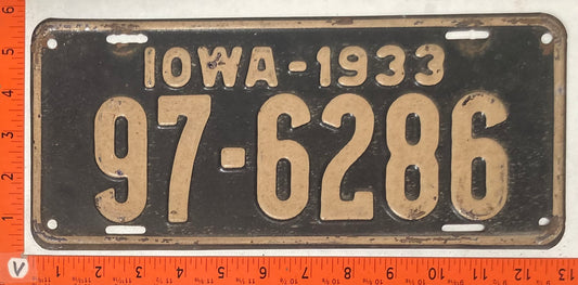 1933 Iowa #97-6286 Passenger License Plate