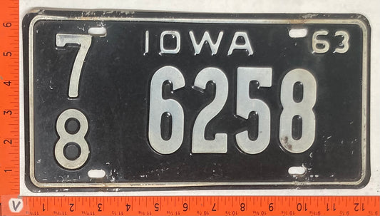 1963 Iowa #7/8 6258 Passenger License Plate