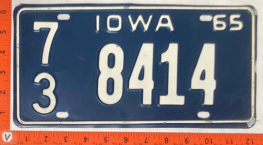 1965 Iowa #7/3 8414 Passenger License Plate