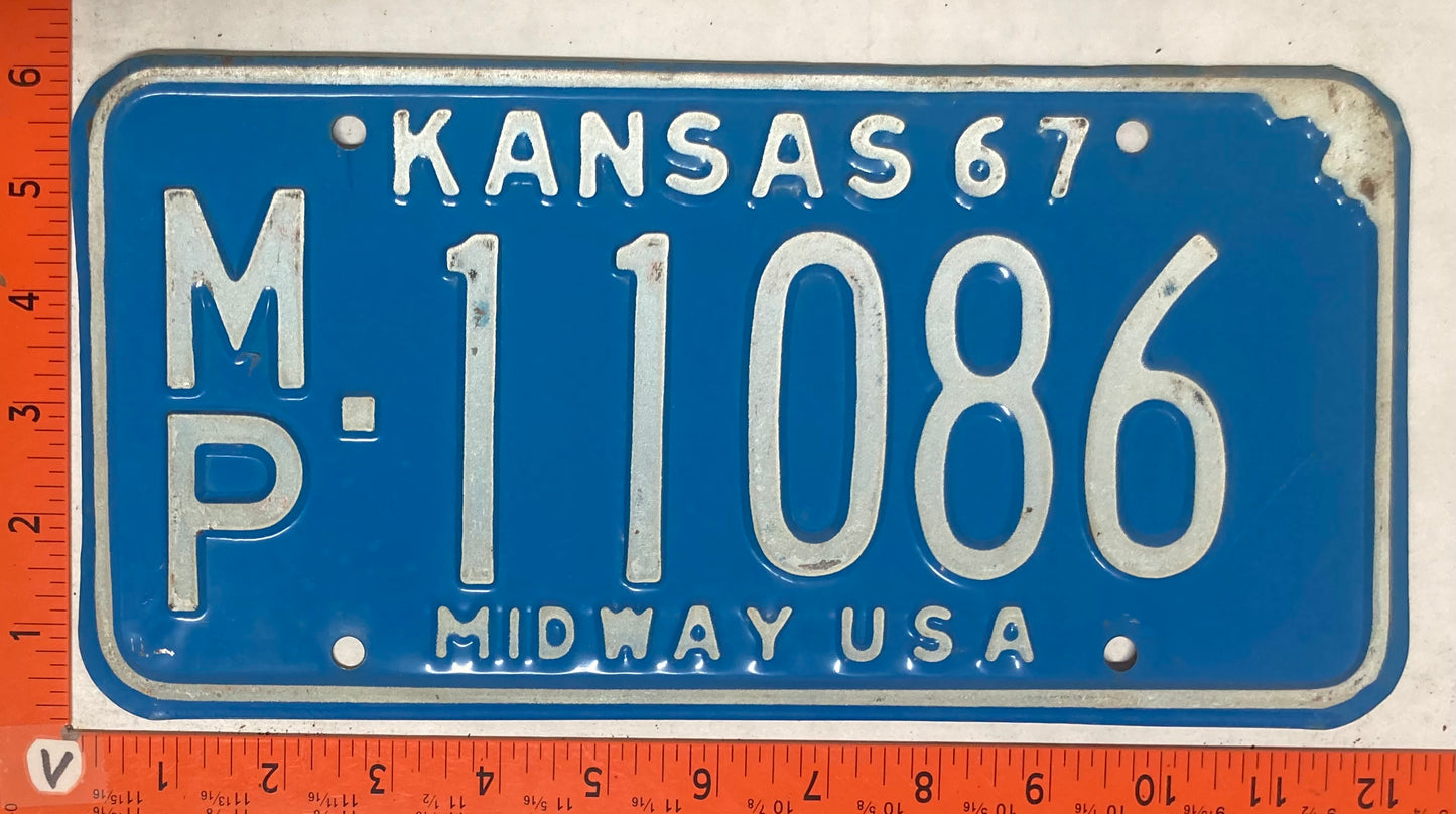 1967 Kansas #M/P-11086 Passenger License Plate