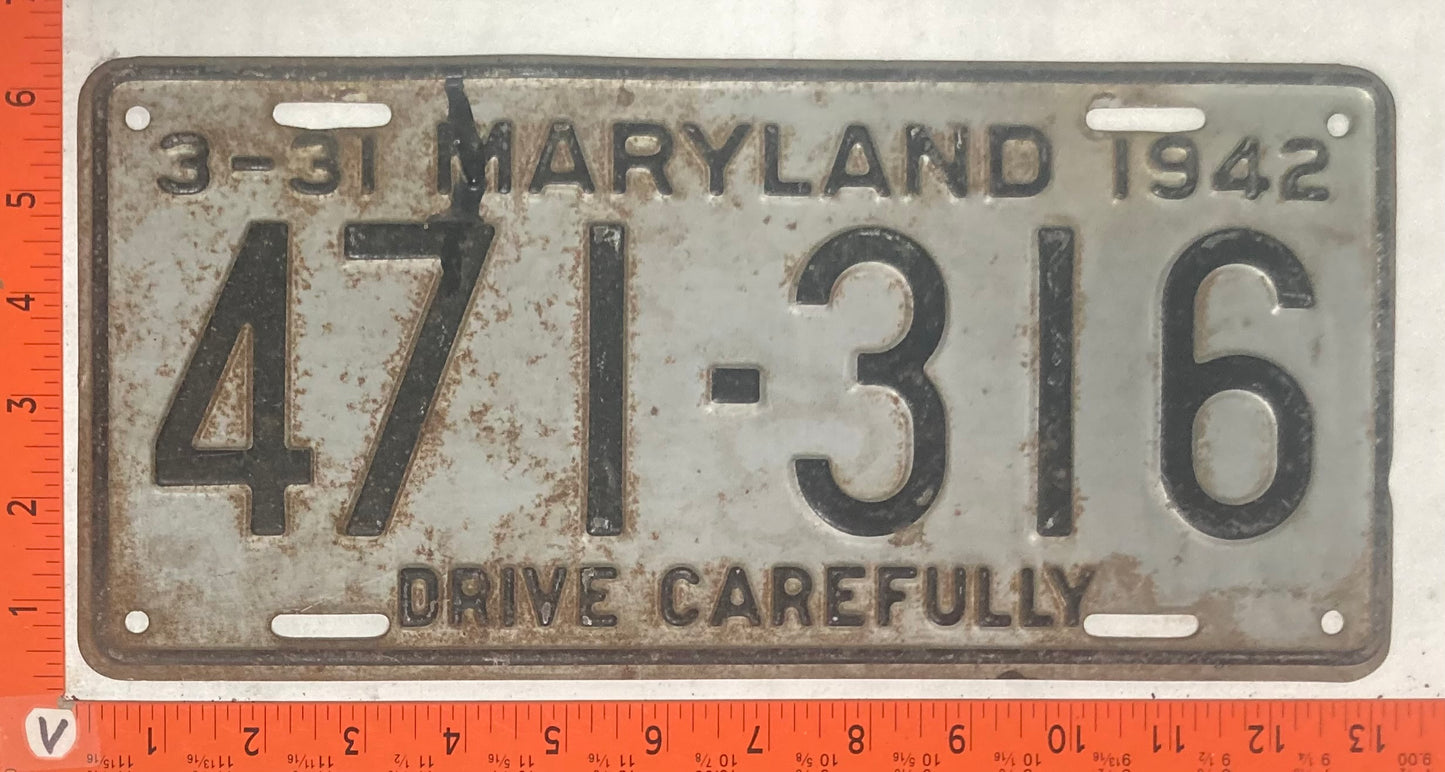 1942 Maryland #471-316 Passenger License Plate